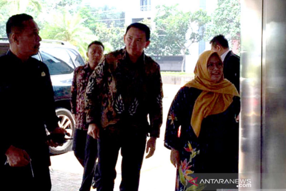 Menteri Erick rujuk sikap negarawan Jokowi, tawari Ahok dan Sandi pimpin BUMN