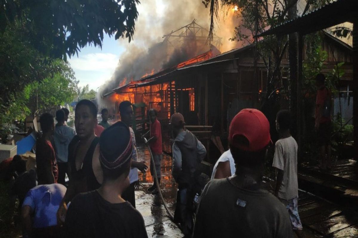 Polisi selidiki kebakaran yang hanguskan 30 rumah di Mappi
