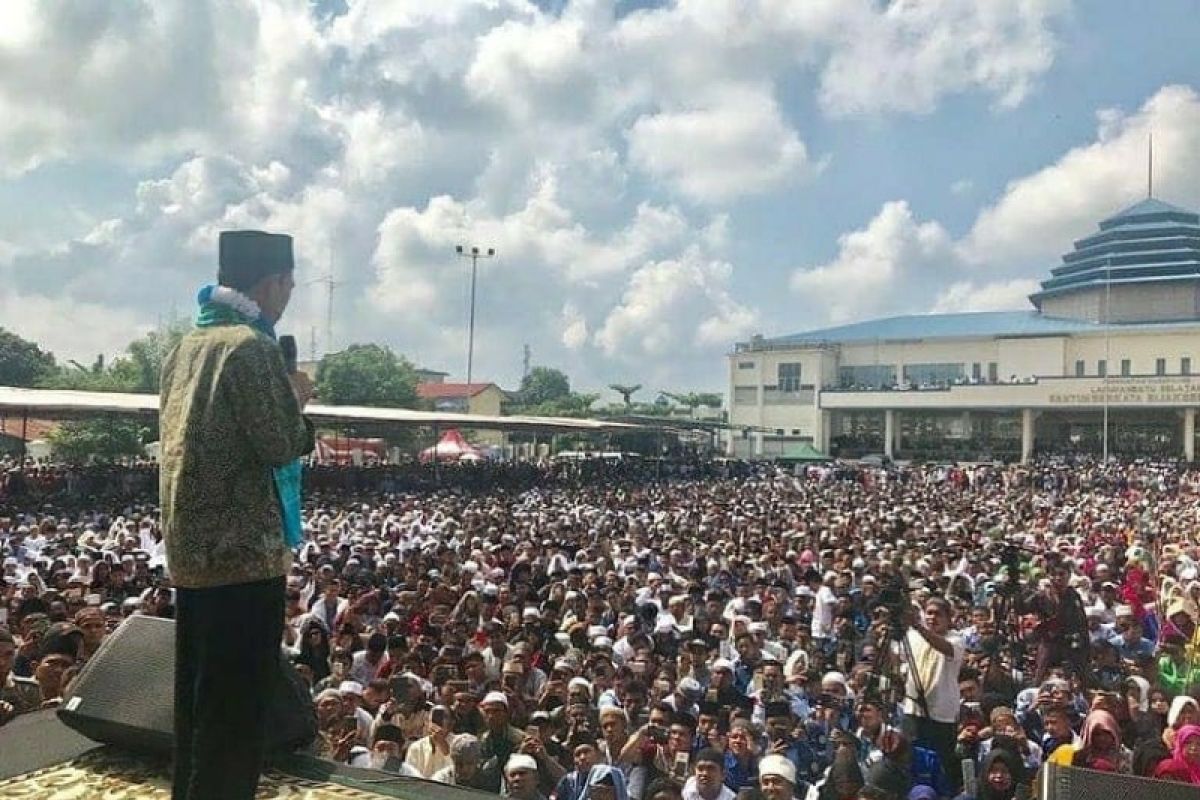 Ribuan warga Labuhanbatu Selatan padati ceramah UAS