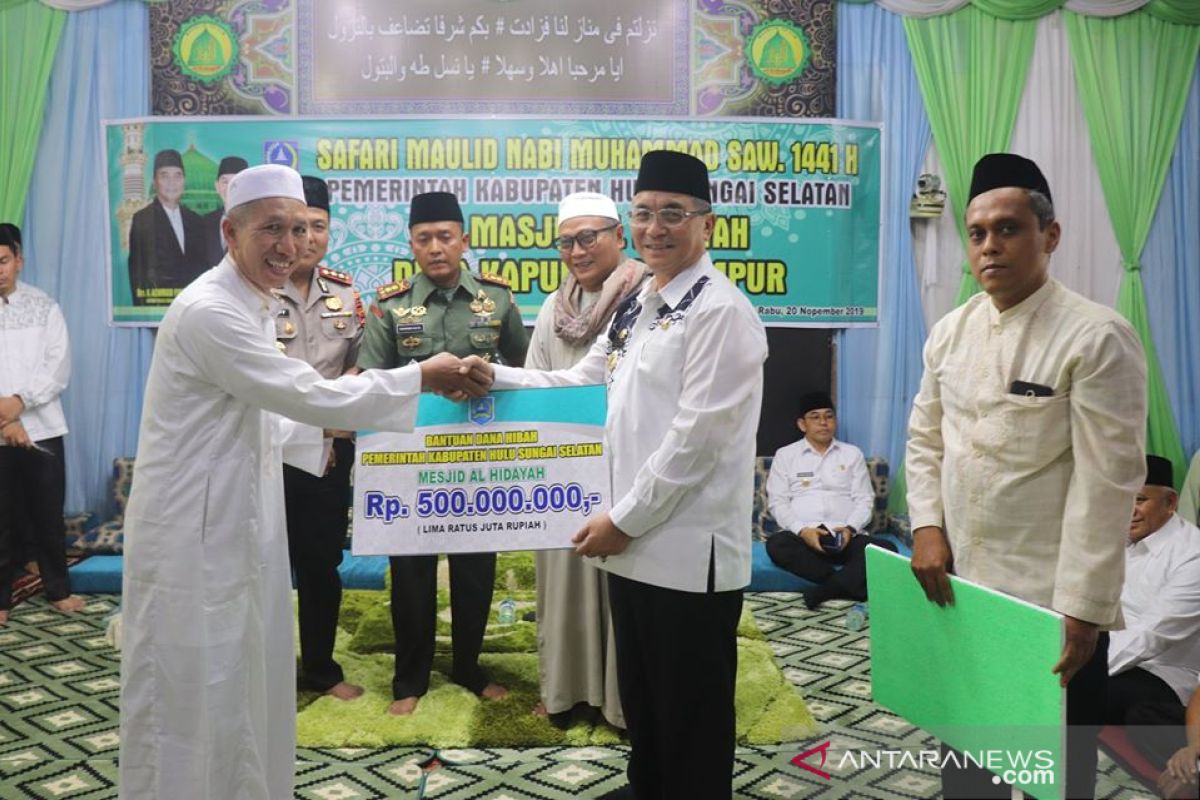 Bupati HSS hadiri safari maulid di Masjid Al Hidayah Kapuh