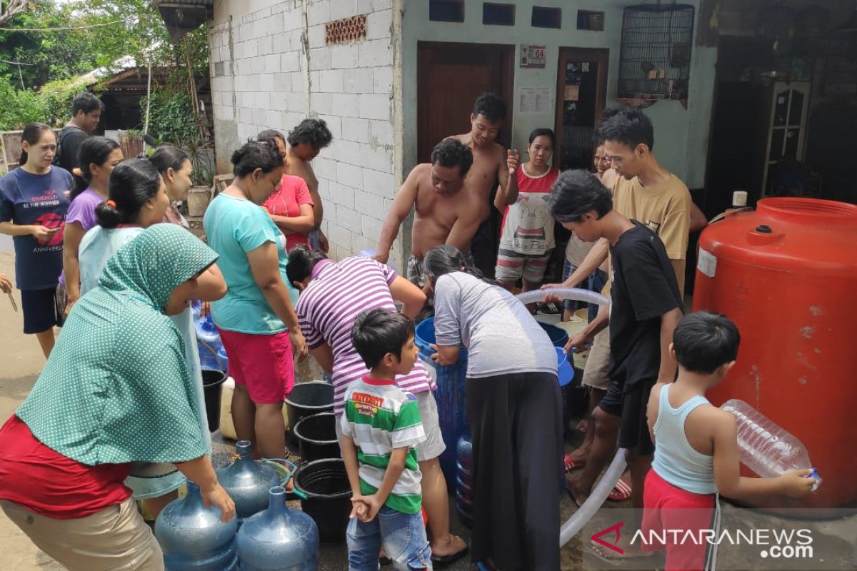 50 kepala keluarga di Munjul alami kekeringan