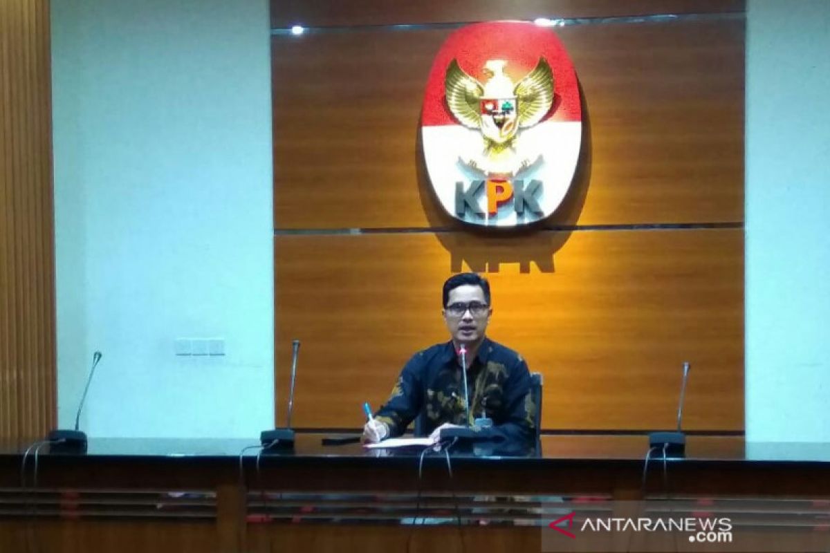 KPK turut menggeledah rumah tersangka baru korupsi RTH Pemkot Bandung