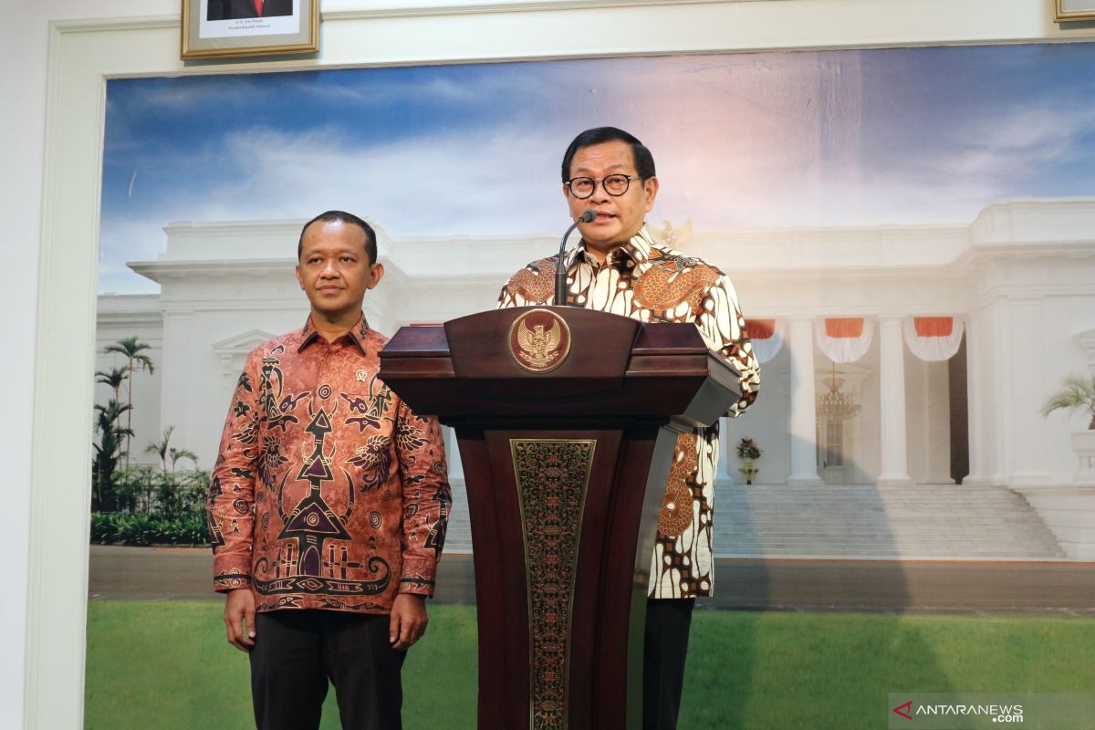 Jokowi akan umumkan 12 nama staf khusus Presiden