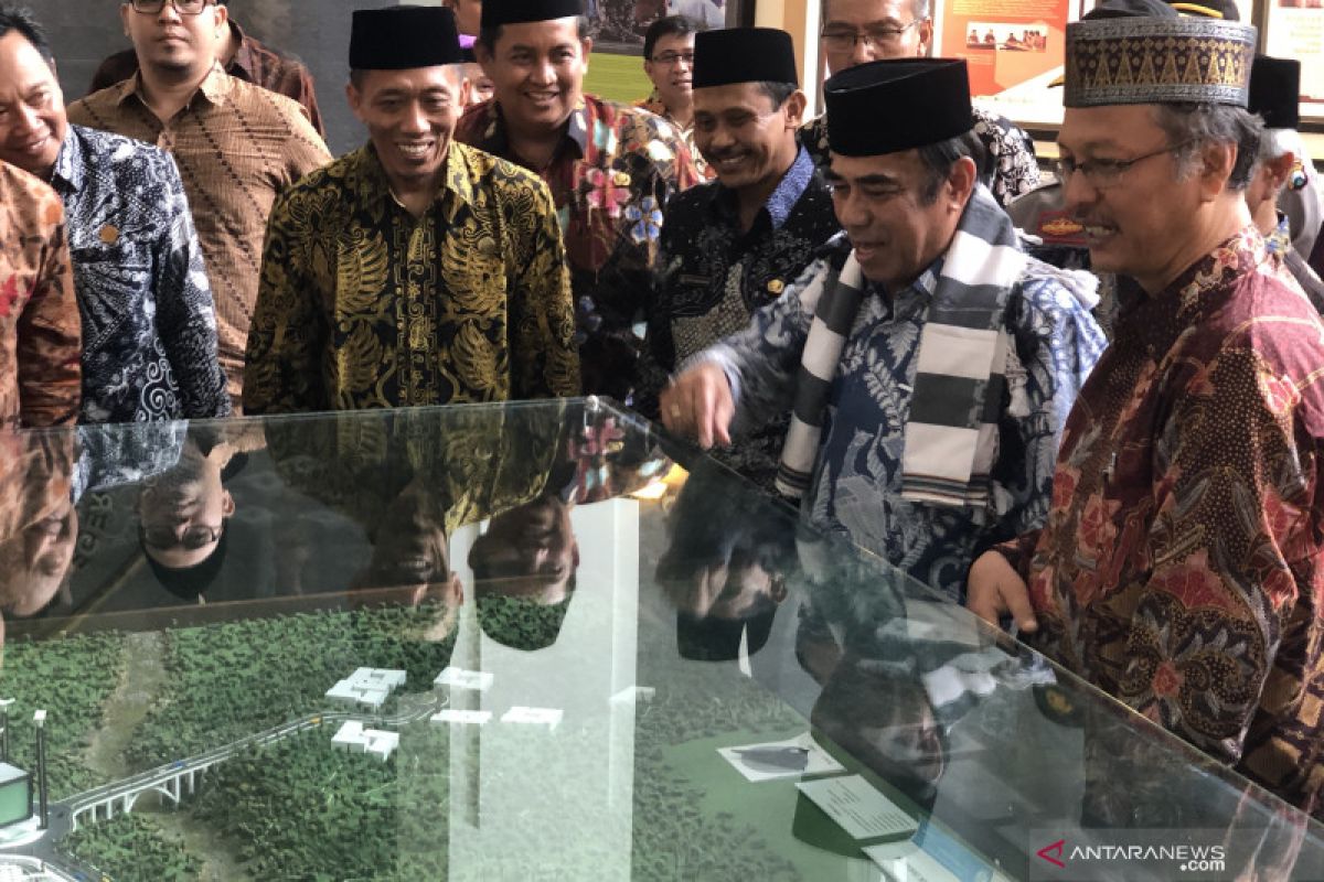 Menag Fachrul Razi segera buka dialog soal kasus First Travel