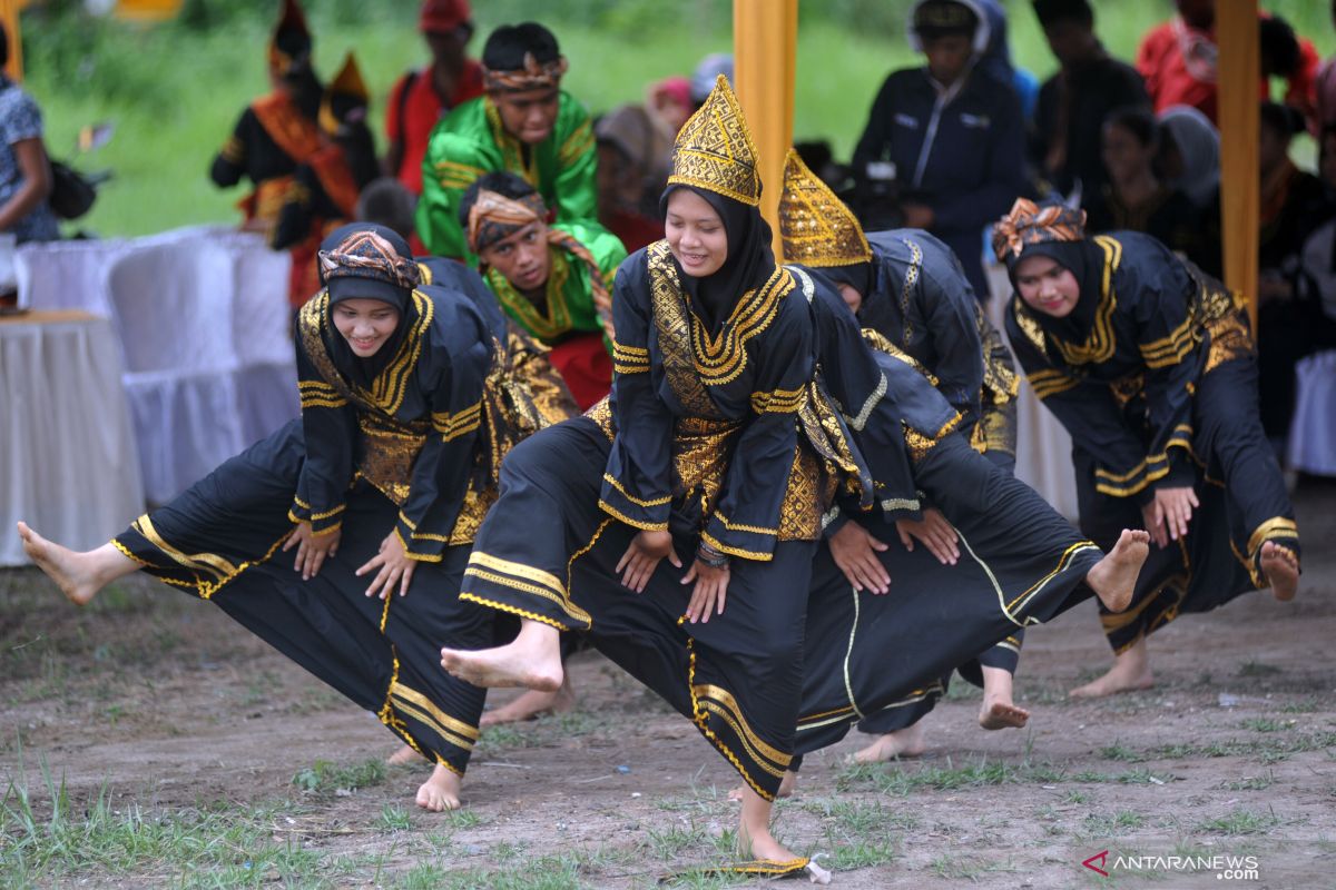 Padang lestarikan seni dan budaya daerah melalui Festival Siti Nurbaya