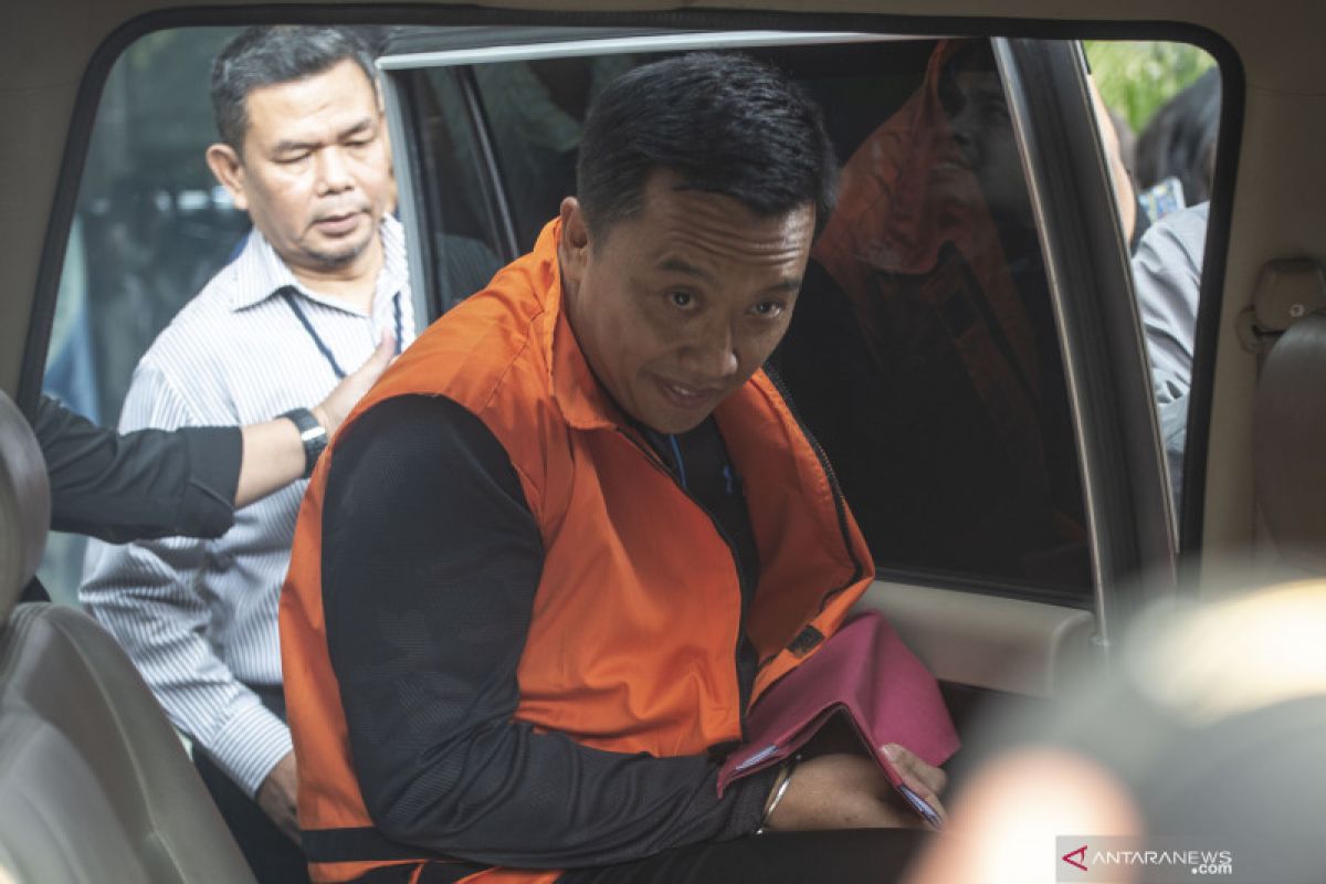 Penahanan tersangka kasus suap Imam Nahrawi diperpanjang