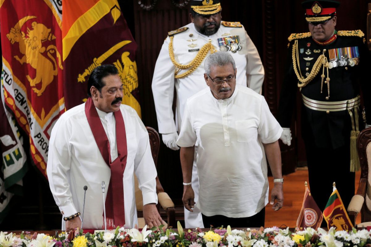 Pemimpin baru Sri Lanka tunjuk saudara PM sebagai menteri keuangan