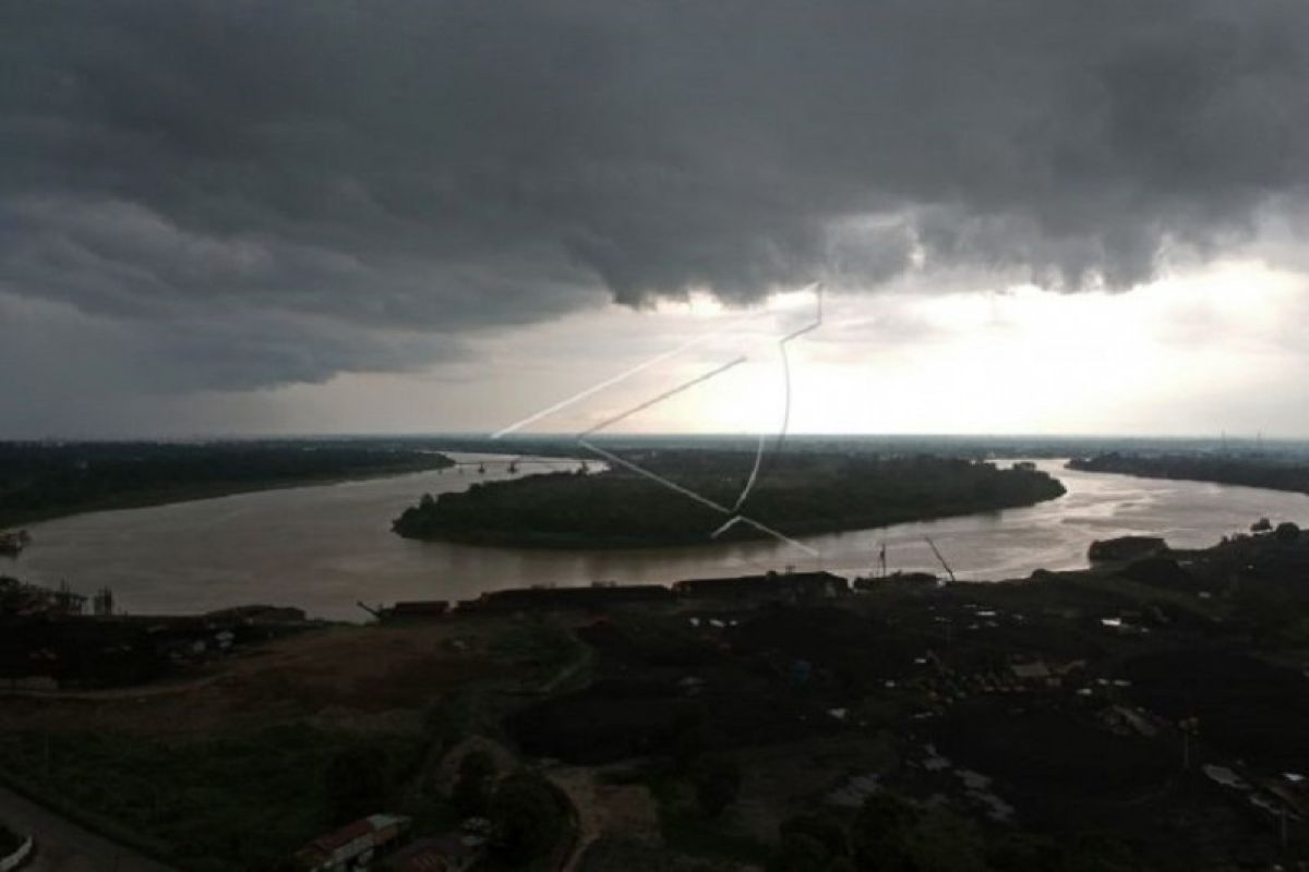 Siaga banjir di bantaran Sungai Batanghari