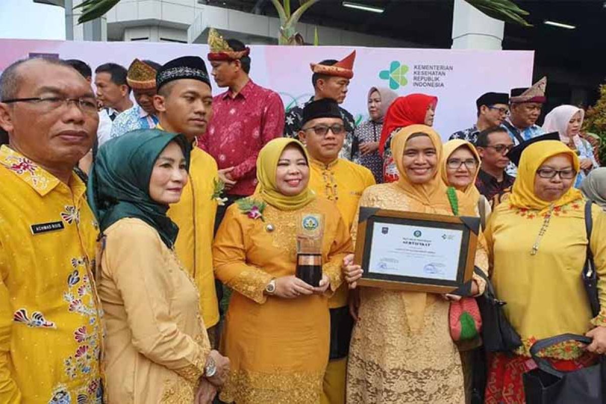 Kobar raih penghargaan Kabupaten sehat dari Kemendagri