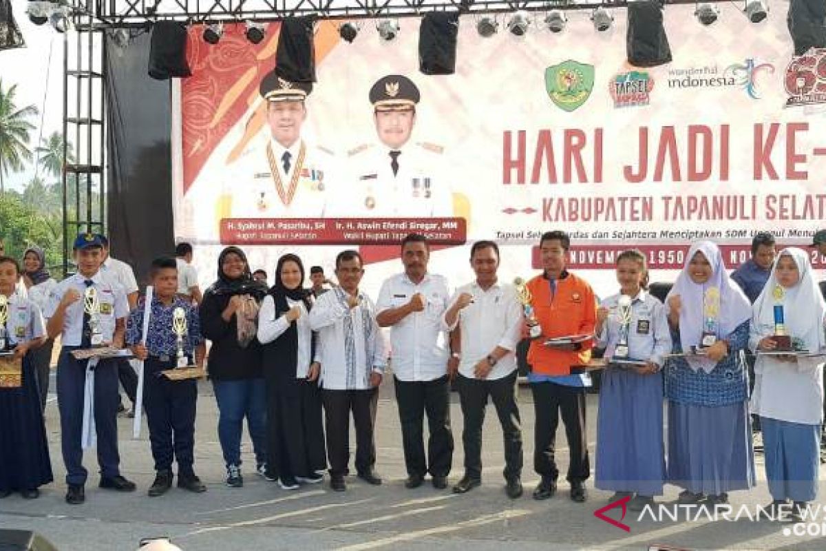 Ini hasil lomba karya tulis ilmiah menyambut HUT ke-69 Tapsel