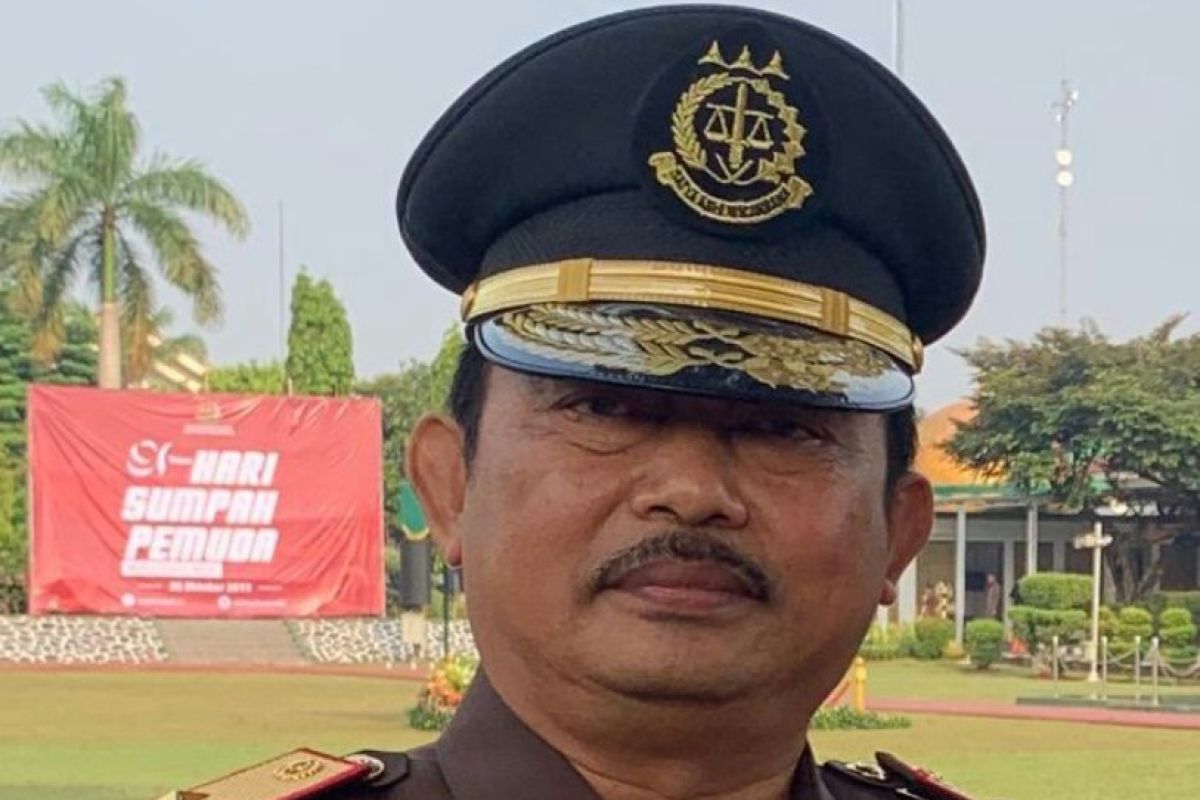 Mantan pejabat Pemkot Padang buronan korupsi dibekuk di rumah anaknya di Jakarta