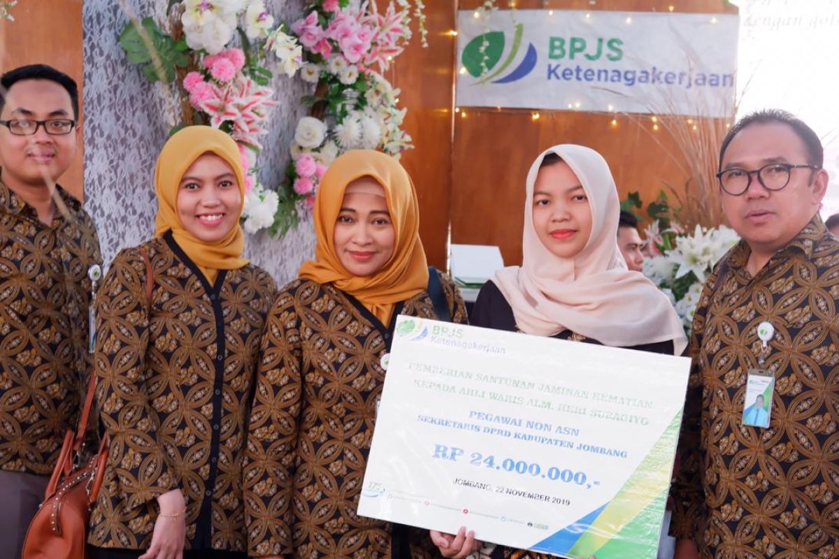 BPJS Ketenagakerjaan gandeng Bupati Jombang ajak masyarakat sadar jaminan sosial