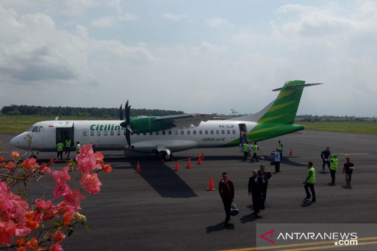 Izin operasional Bandara Notohadinegoro Jember mati sejak Maret 2018