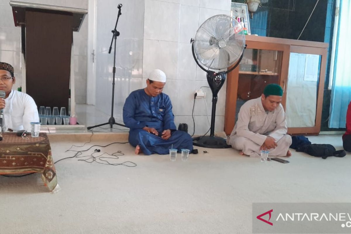 Hikmah Peringatan Maulid Dengarkan Keteladanan Rasul