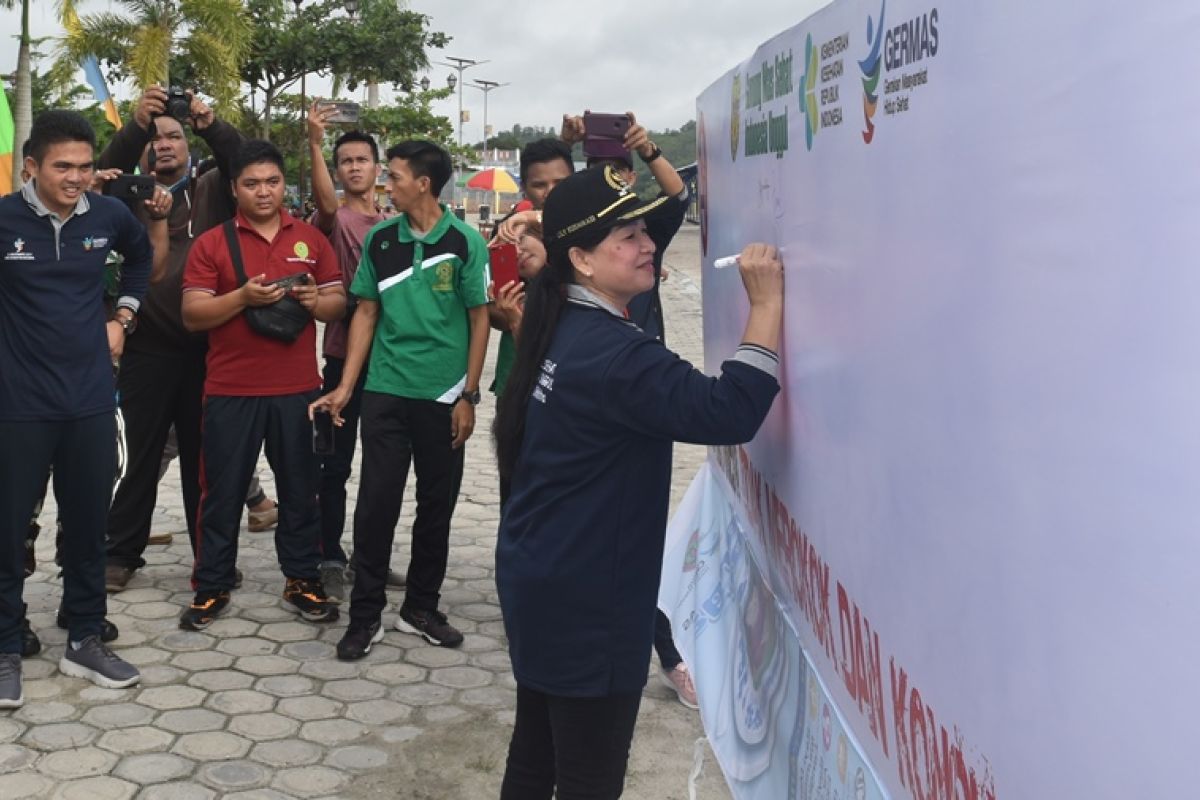 Legislator Gumas ajak masyarakat terapkan hidup sehat mulai dari diri sendiri