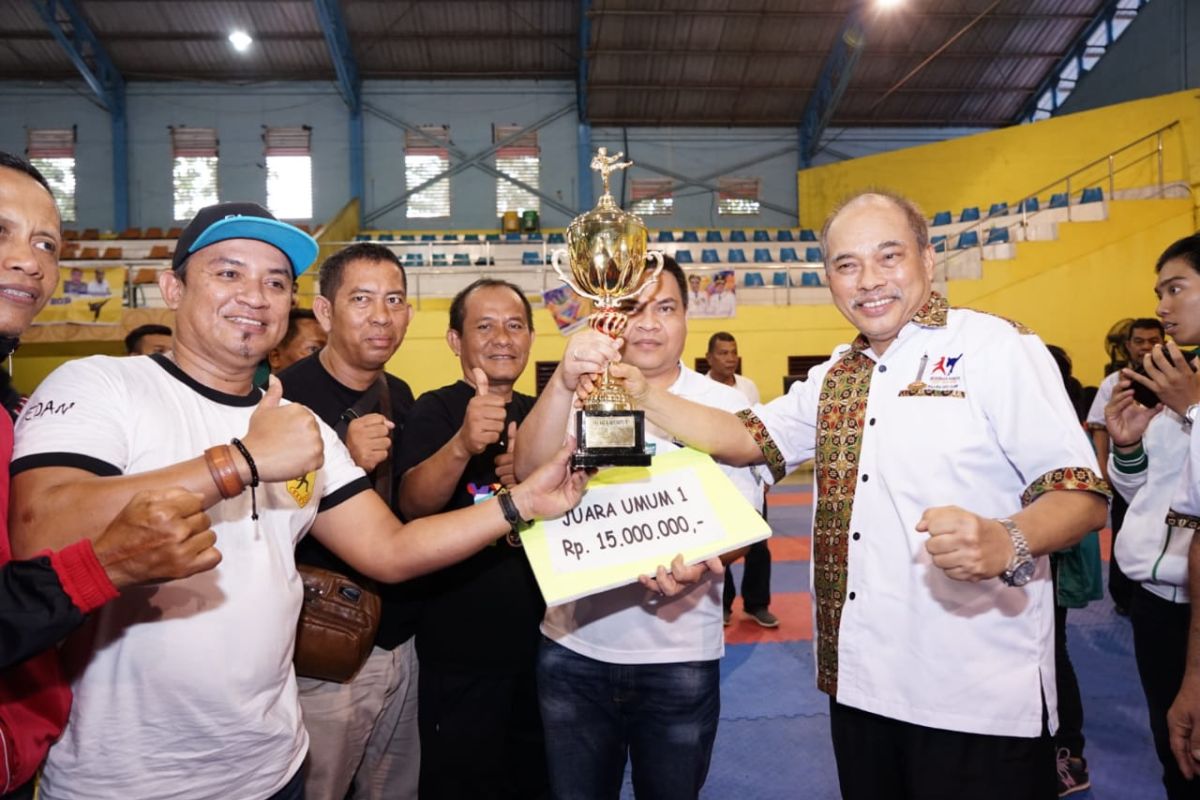 Medan juara umum Karate Tebing Tinggi Open 2019