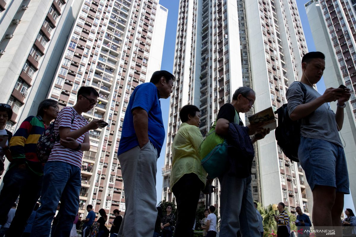 Kaum demokrat Hong Kong bersaing mencapai kemenangan