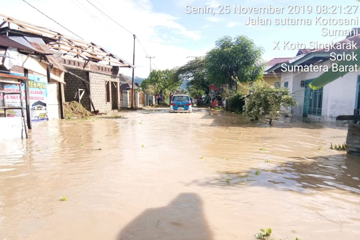 Banjir pusokan 116 hektare tanaman padi di Kabupaten Solok