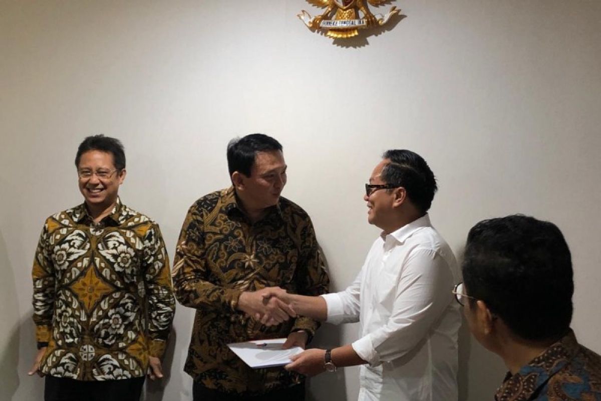 Soal posisi komisaris tapi masih kader parpol, Ahok: Kita ikut aturan saja