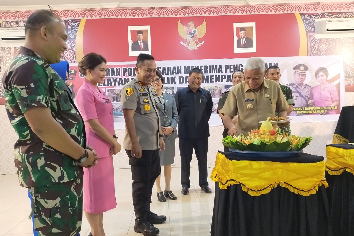 Terima penghargaan, Kapolres Asahan janji tingkatkan pelayanan kepada masyarakat