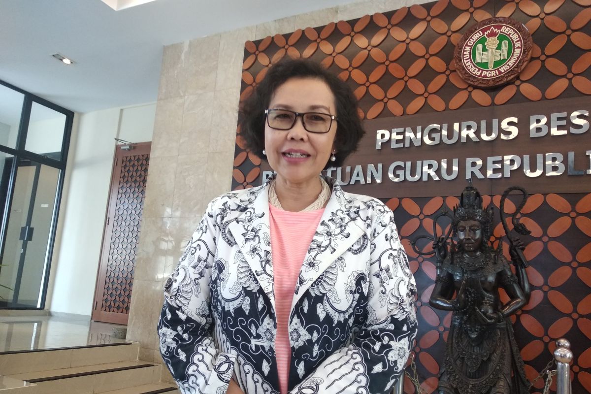 PGRI menolak rencana menghapus pelajaran sejarah