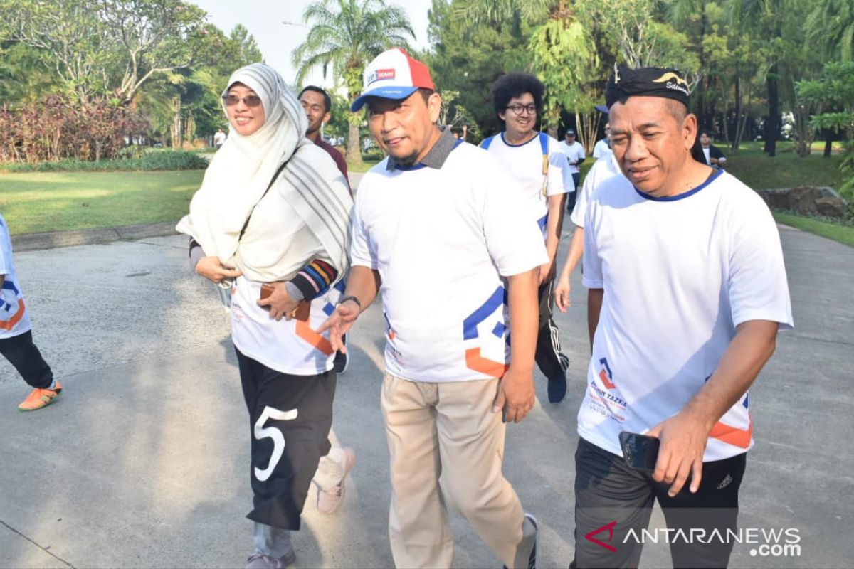 Institut Tazkia sukses gelar Fun Walk Ekonomi Syariah