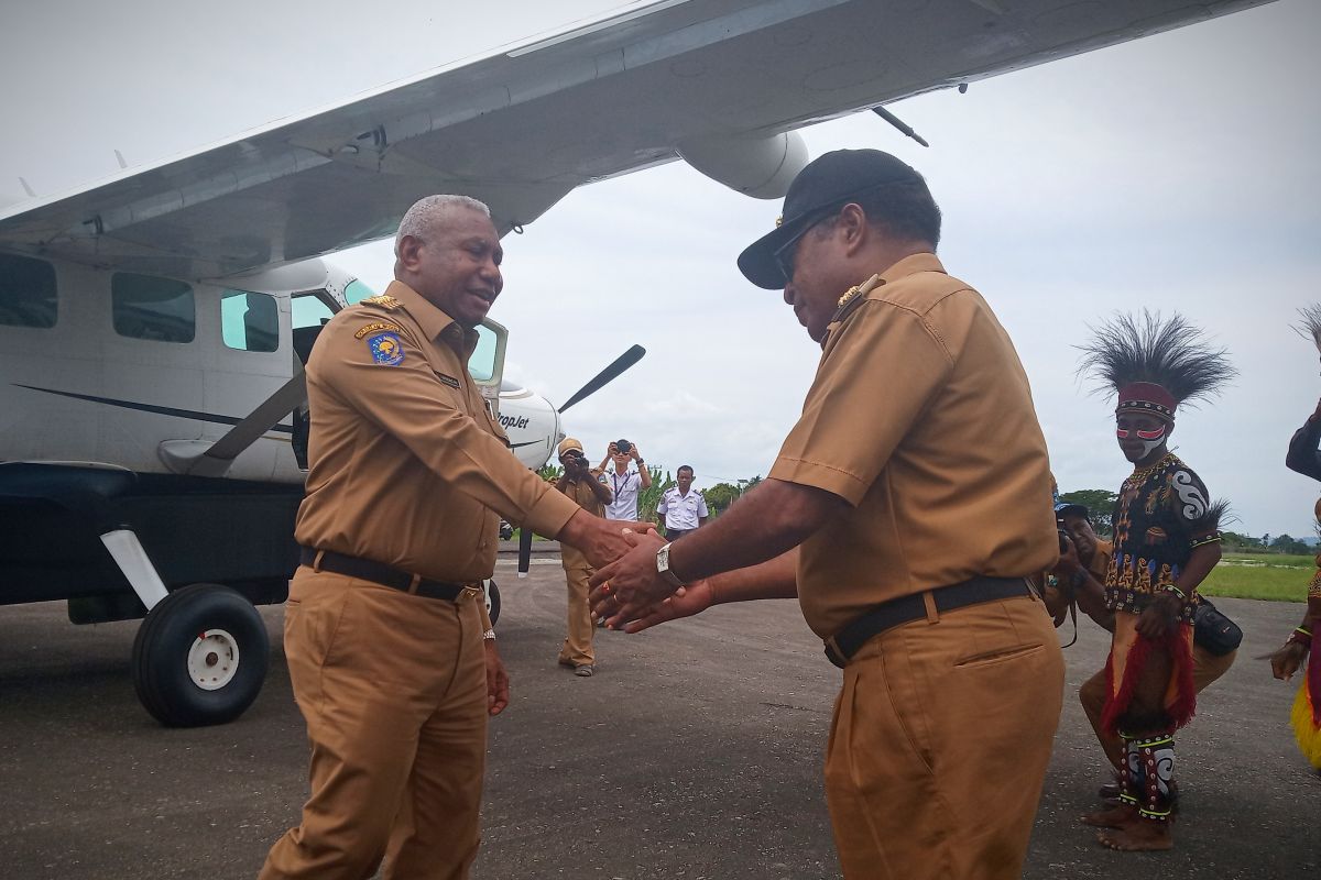 Gubernur Papua Barat minta pusat tingkatkan kewenangan daerah laksanakan Otsus