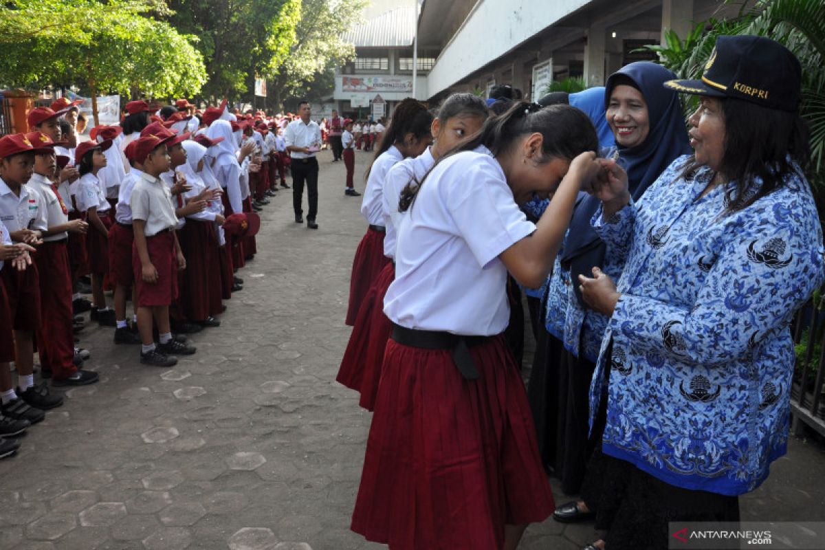 Menelusuri "benang merah" guru dan AJB Bumiputera 1912