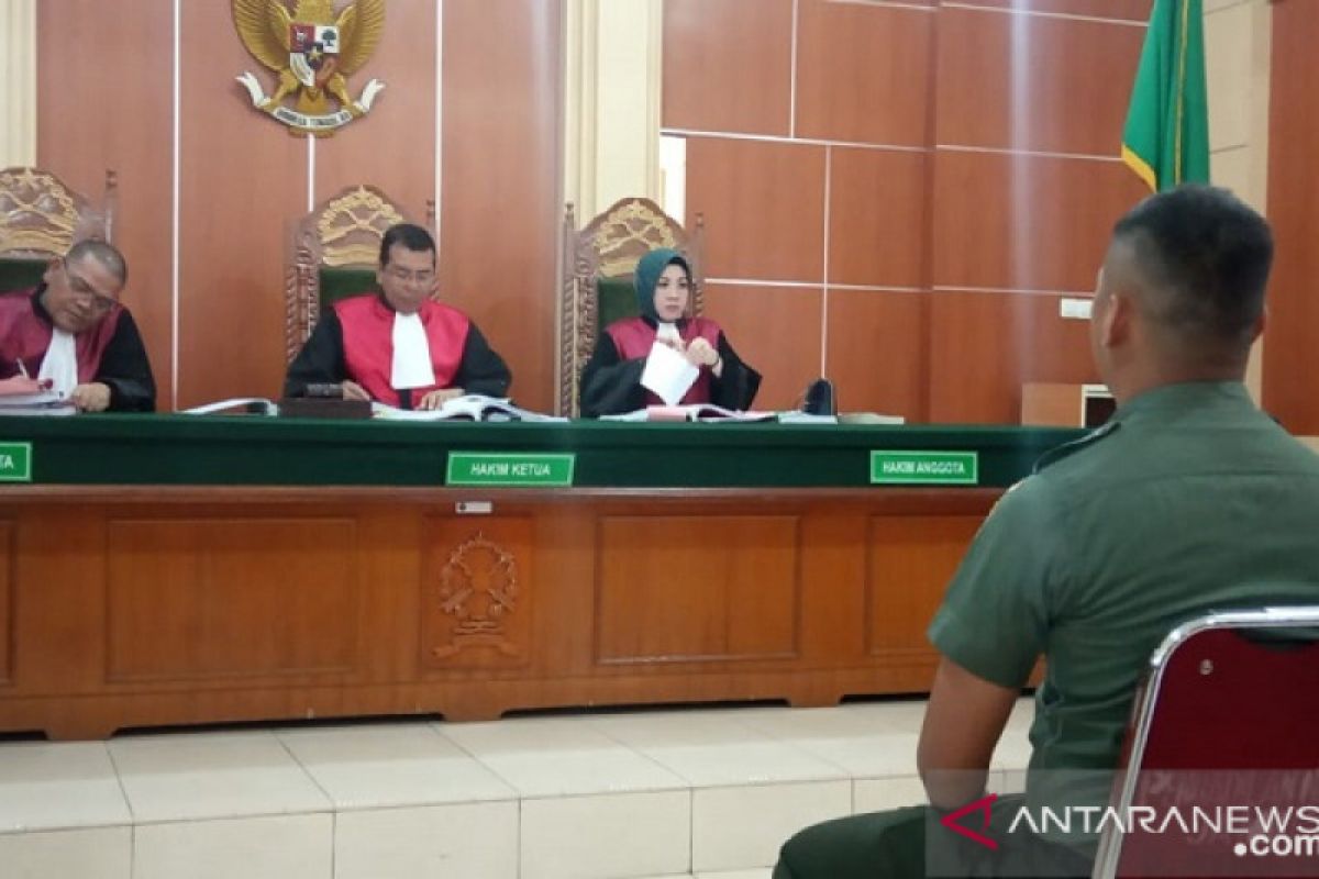 Anggota TNI AD bersaksi pada sidang kelompok SMB