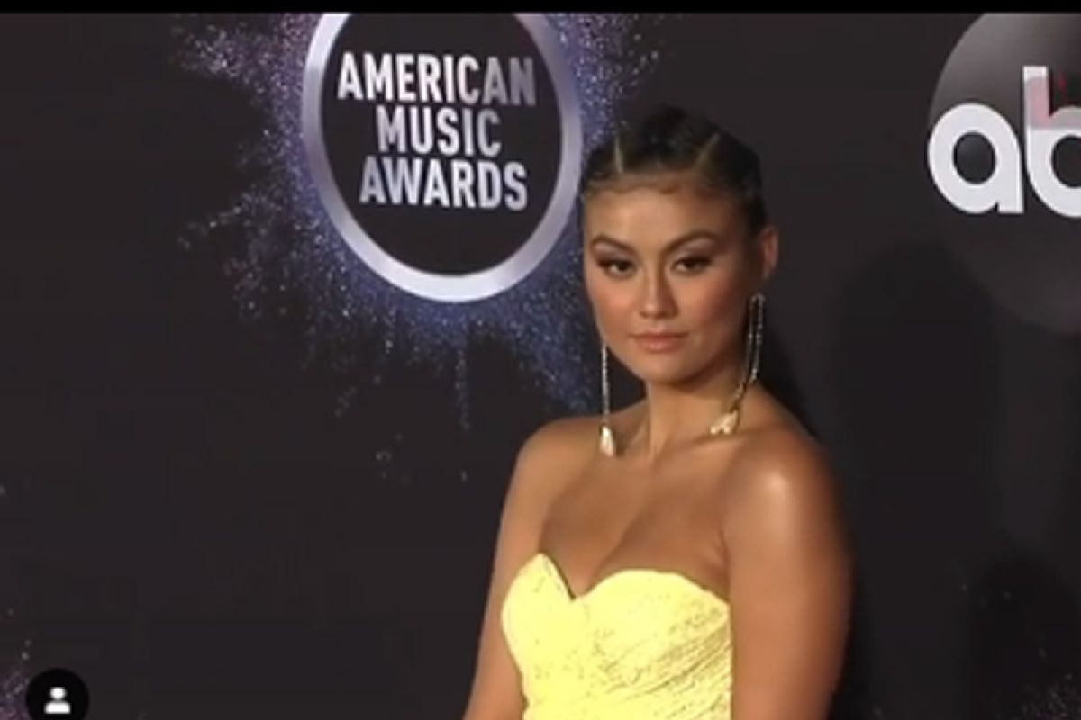 Agnez Mo hadiri American Music Awards 2019