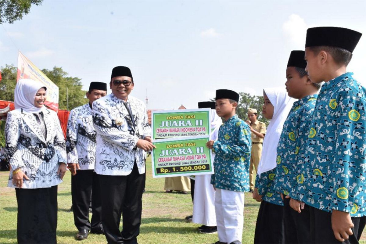 Bupati Pekalongan dukung para guru lakukan perubahan