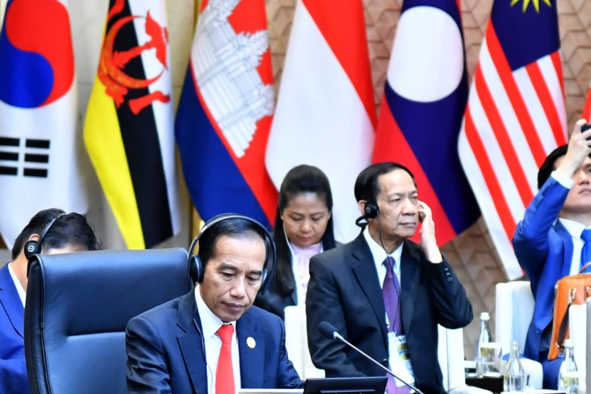 Presiden Jokowi dorong kerja sama peningkatan konektivitas antarnegara ASEAN-Korea