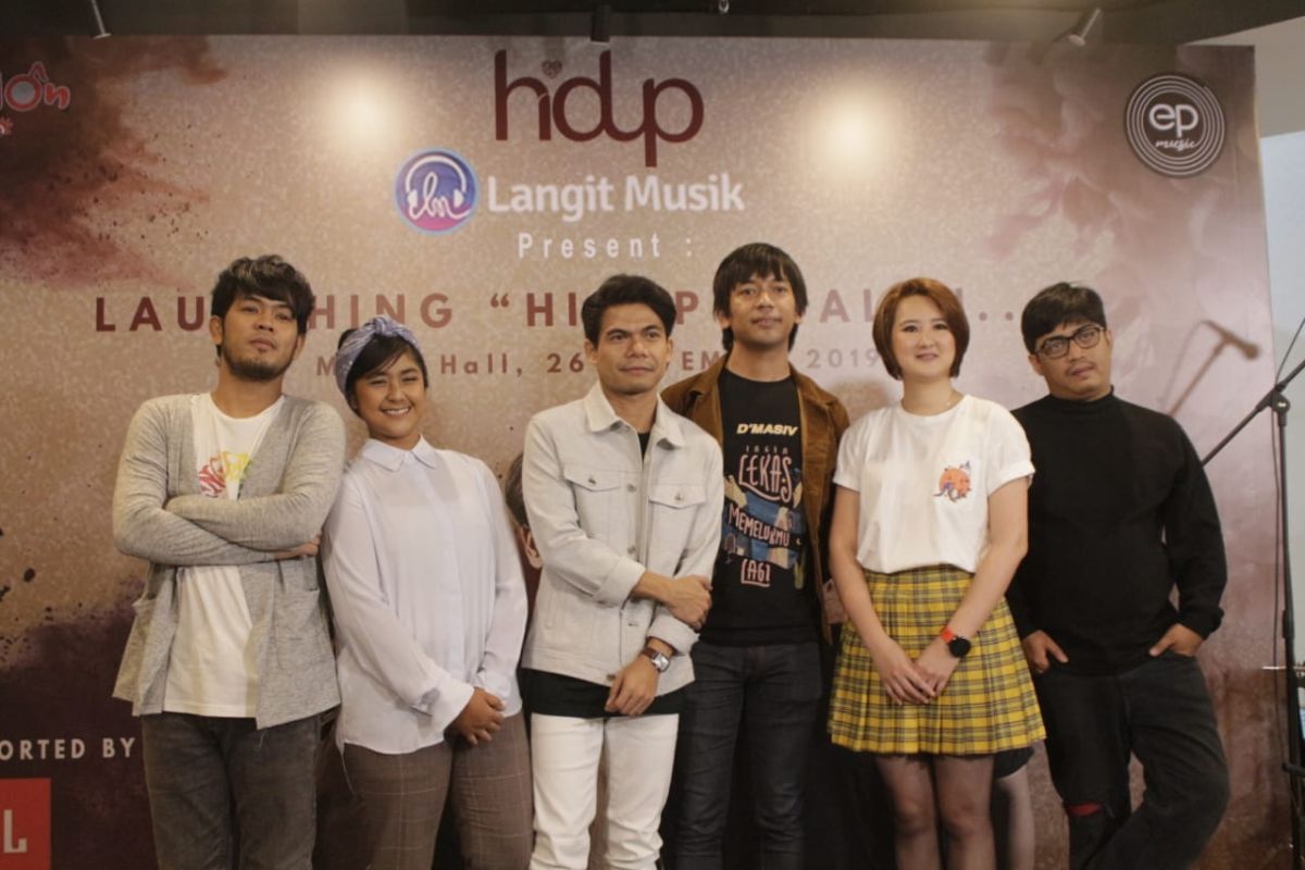 Hidup band gandeng Rian D'MASIV rilis mini album