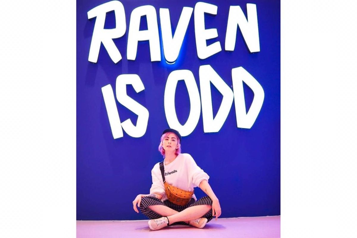 Instalasi seni "Raven Is Odd" angkat tema kesehatan mental
