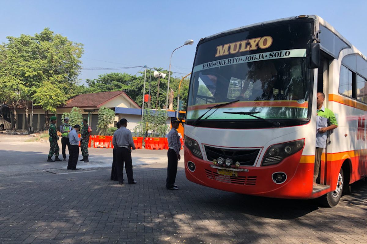 Giwangan mengintensifkan pengecekan kelaikan kendaraan hingga kebersihan