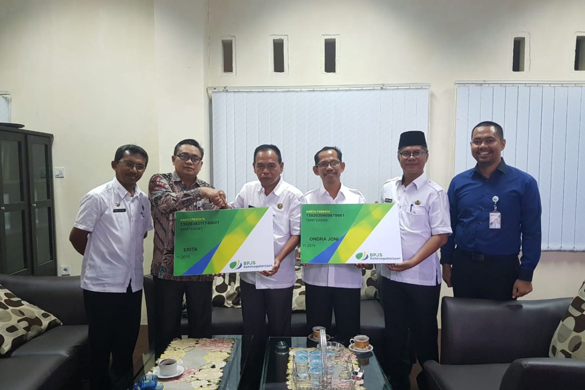 Panitia Pemilihan Wali Nagari di Kabupaten Solok didaftarkan sebagai peserta jaminan sosial