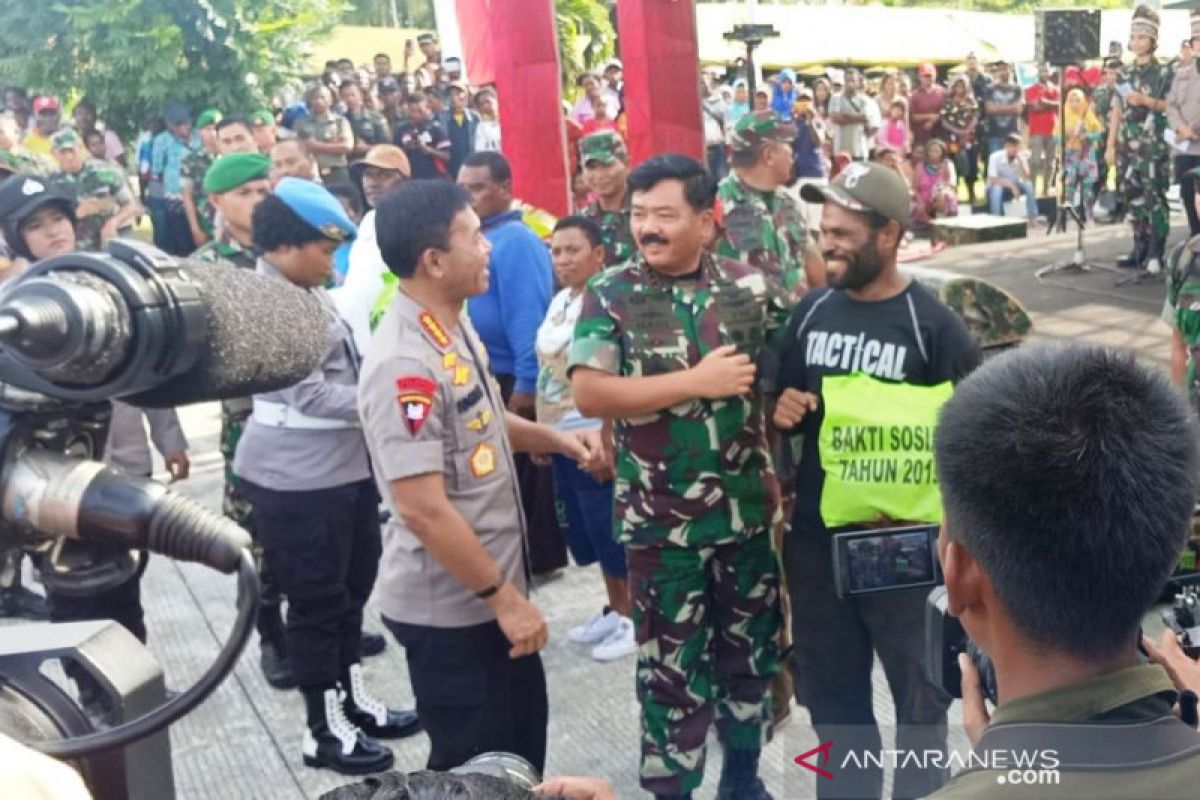 Panglima TNI: Ini kunjungan kerja pertama Kapolri