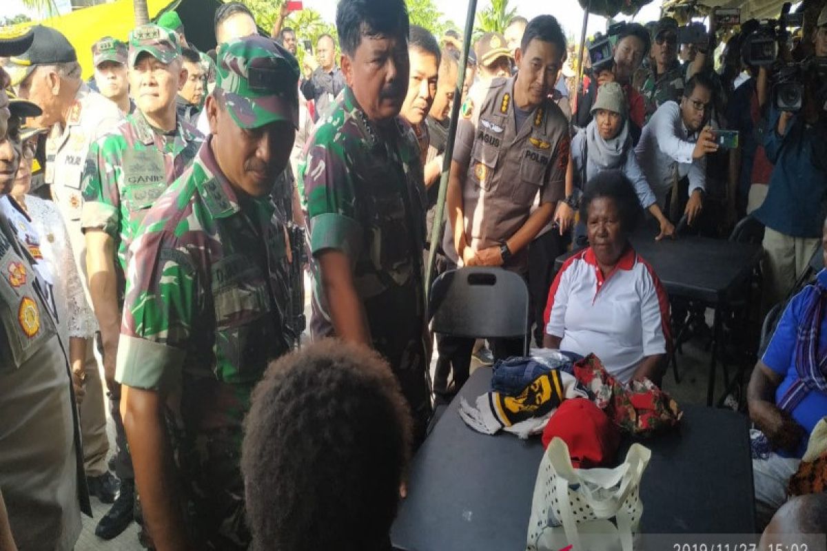 1.012 Warga perbatasan RI-PNG  dapat pelayanan kesehatan di Skow