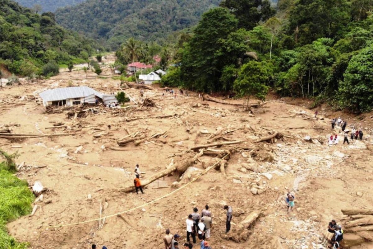 Suplai air PDAM Solok Selatan terhenti akibat banjir bandang