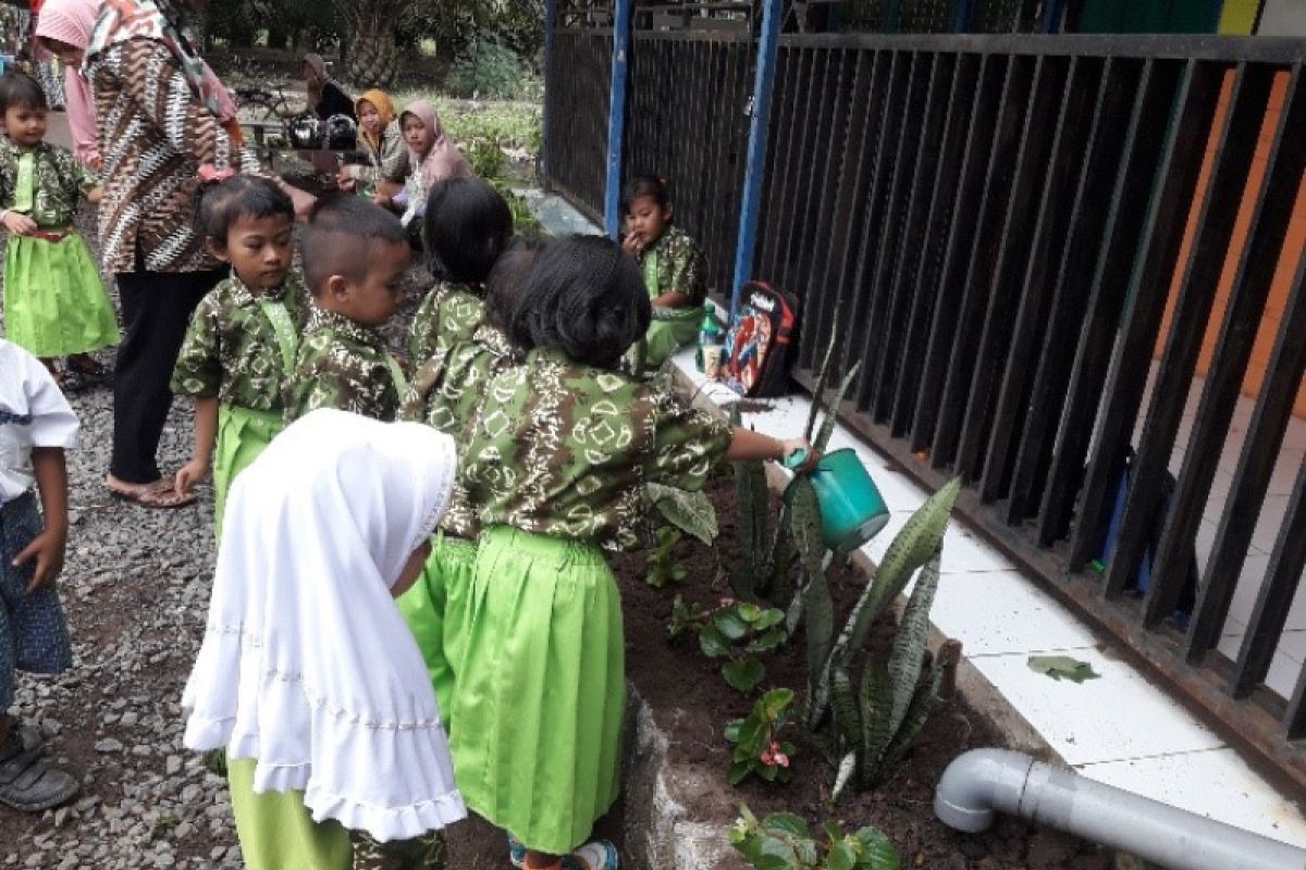 Pendidikan karakter picu rasa percaya diri anak didik