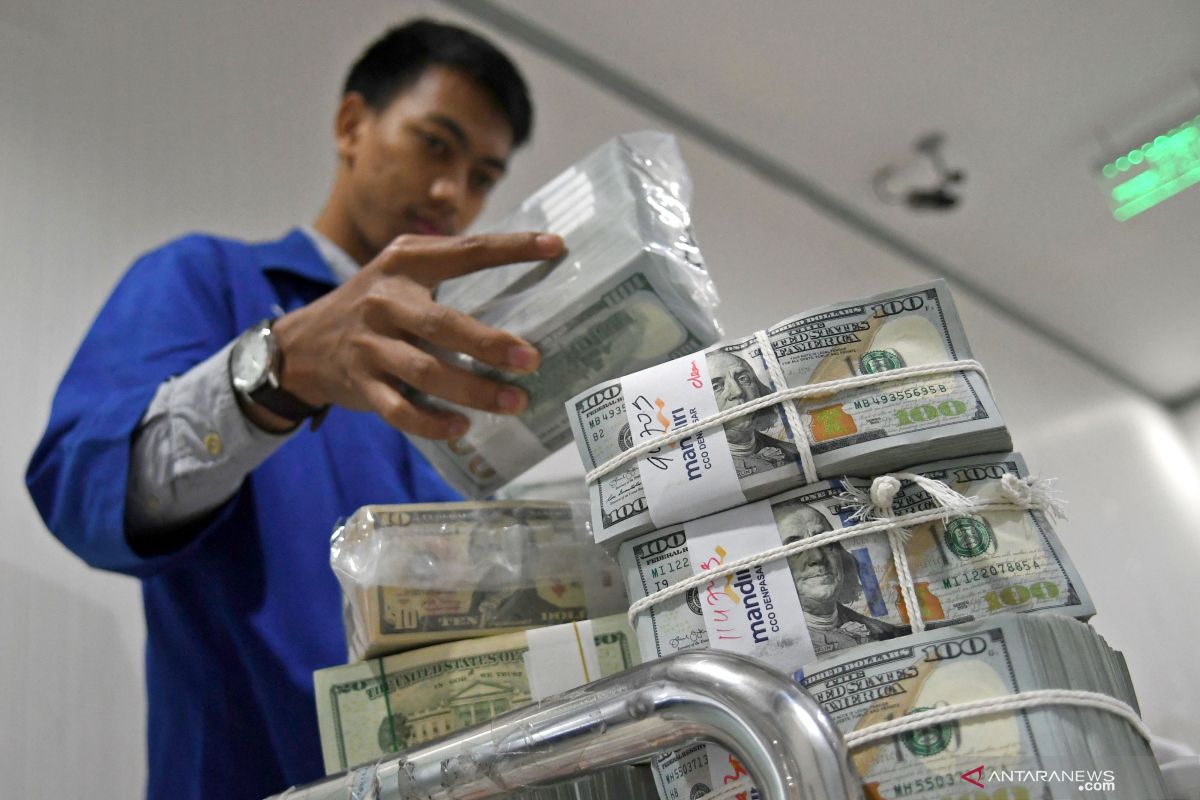 Rupiah Kamis pagi menguat 21 poin