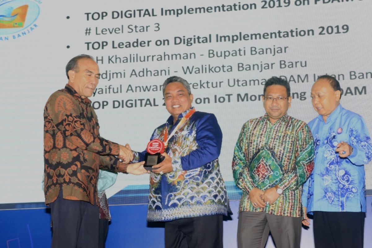 Nadjmi Adhani wins Top Leader in Digital Implemetation 2019
