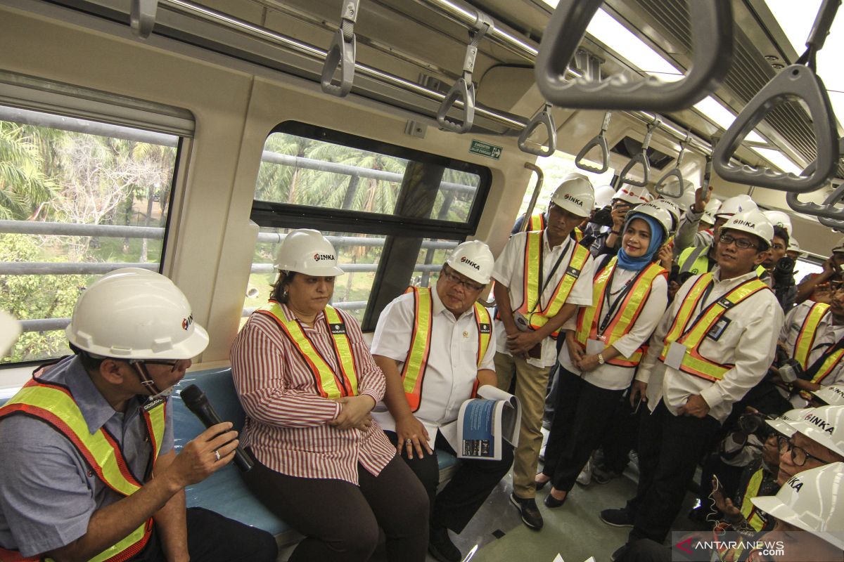 Menristek Bambang dorong peningkatan TKDN LRT Jabodebek jadi 100 persen