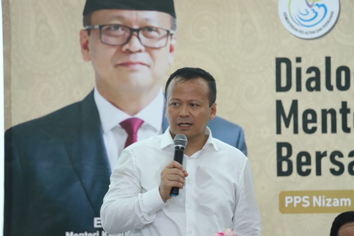 Menteri Edhy ingin regulasi pusat dan daerah tidak tumpang tindih