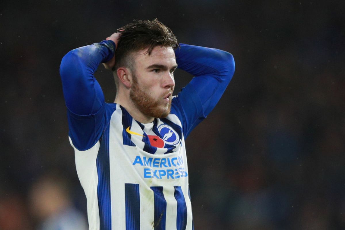 Connolly siap turun lagi membela Brighton saat hadapi Liverpool