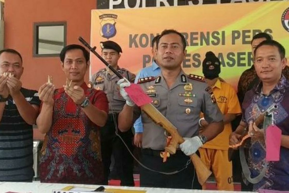 Polres Paser amankan warga pemilik senjata api rakitan