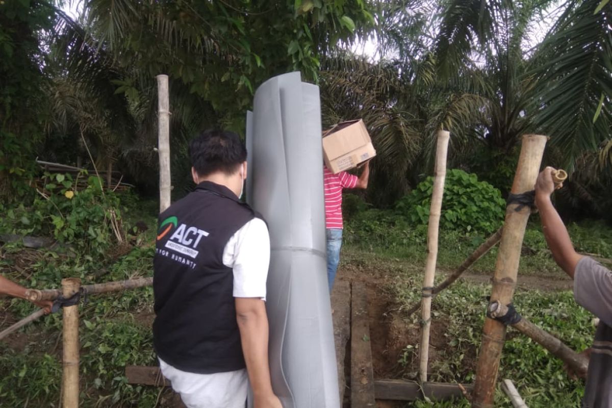 ACT-MRI Riau salurkan bantuan logistik bagi korban banjir Rohul