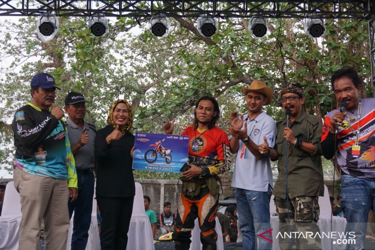 AKCF Adventure Destination, Jelajah Pegunungan dan Pantai