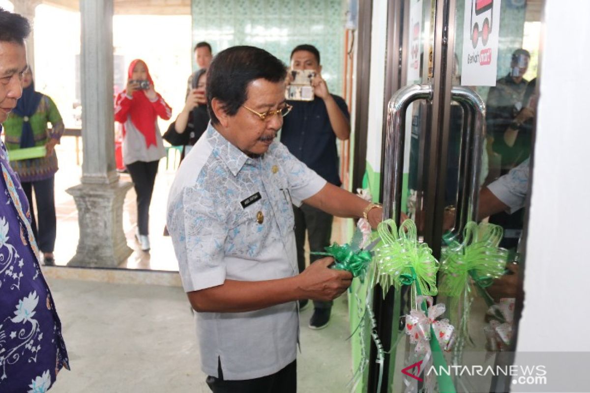 Wagub Kepulauan Babel resmikan Berkah Mart Desa Air Mesu