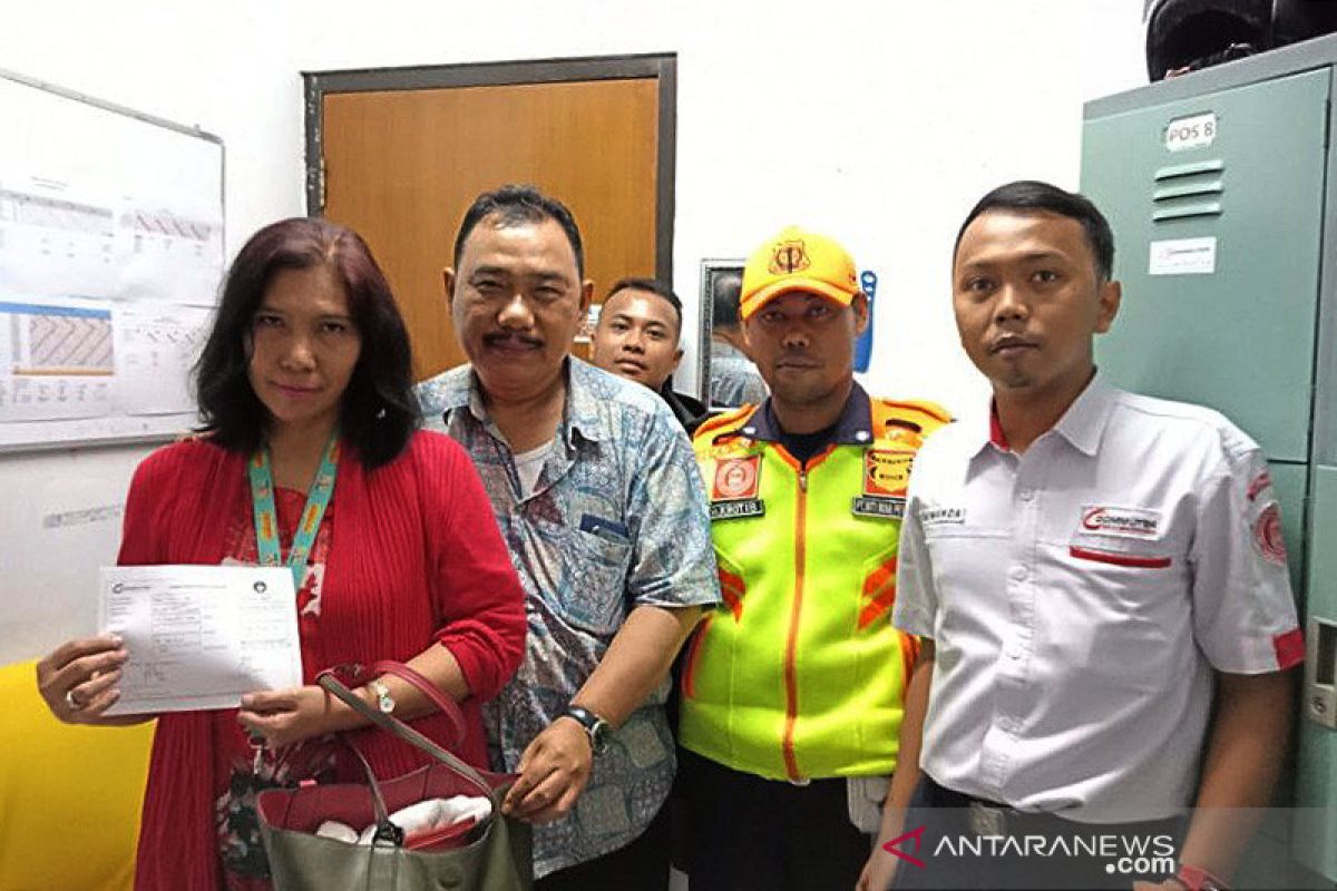 Petugas KCI temukan uang Rp12 juta di KRL